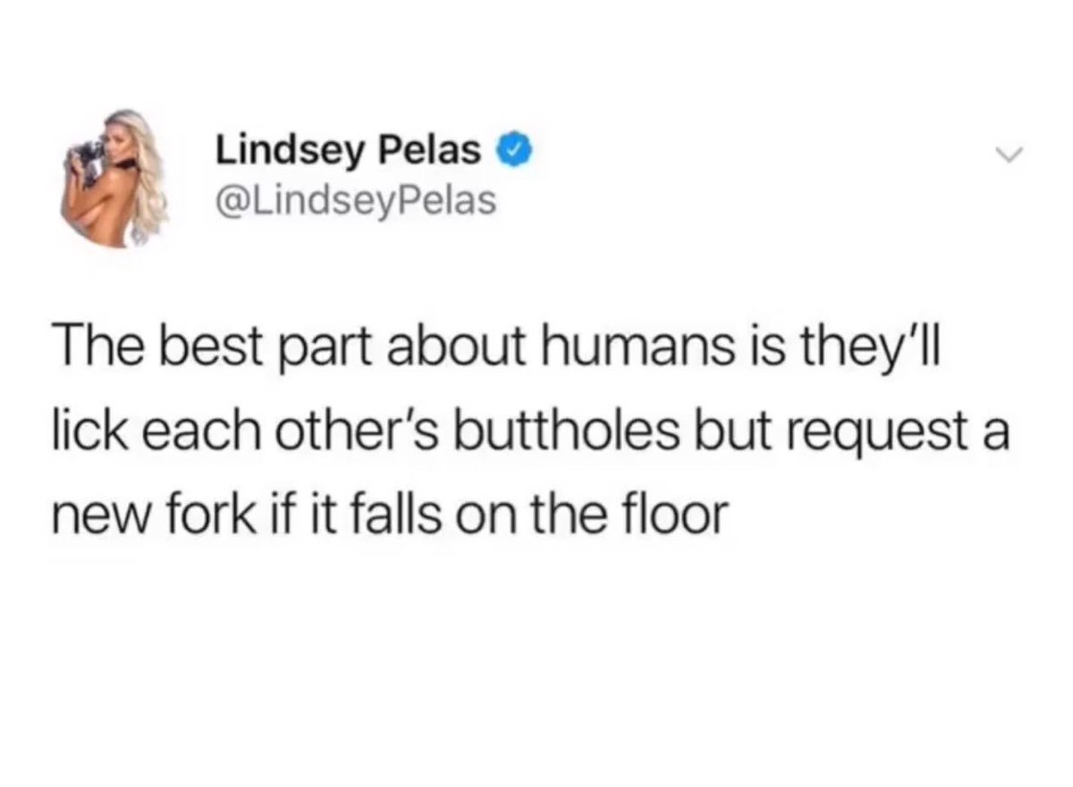 toriibear7's tweet photo. I’m dead 😵🤣 #humansareweird #humans #dirtyfork #lmao https://t.co/SxmF7F5TBu