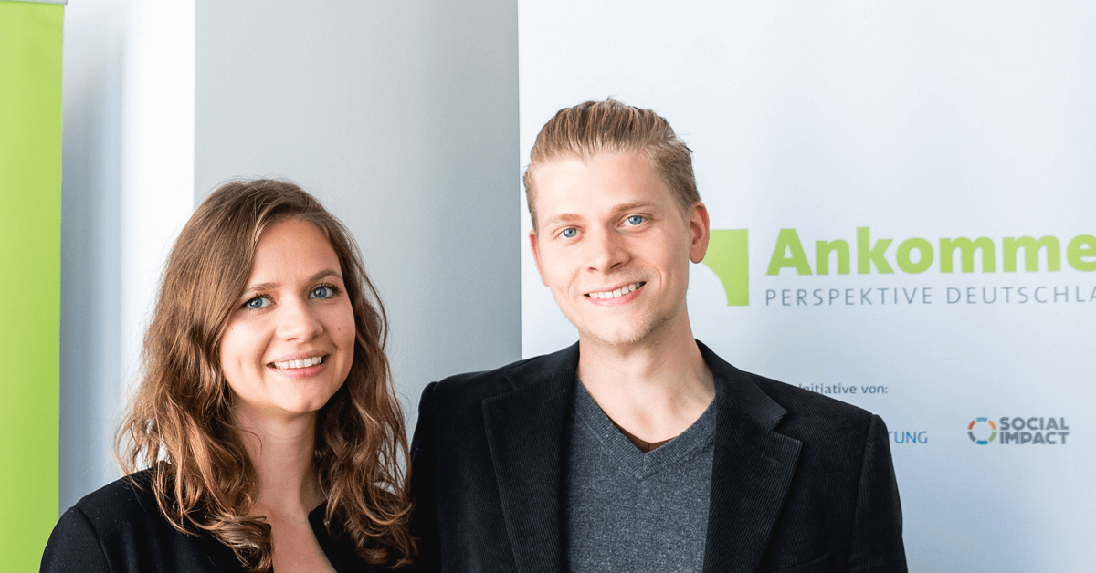 P4B_Online's tweet photo. #Konflikte gibt es überall: ob bei der Arbeit oder unter Nachbarn. Das #Social #Startup hilft Flüchtlingen und Anwohner Konflikte eigenständig zu lösen. Wie? Mehr in unserer #Gründerstory: https://t.co/t1NTtnRQQF
#BesserGründen #Top50Startup #Kommunikation #Konfliktmanagement https://t.co/a1qbmJtxSt