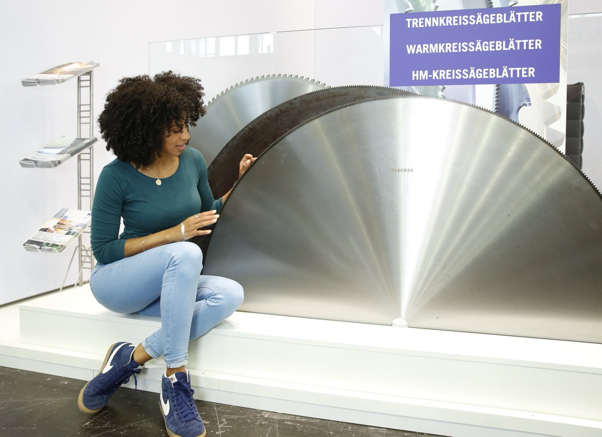 BlecherCom's tweet photo. #tbtFriday @BlecherCom #tube #wire #2018 #2020 https://t.co/K2yIeI3IsE