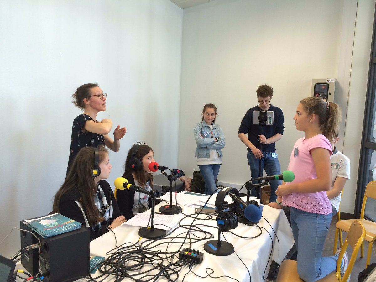 daac_normandie's tweet photo. #ECOLY19 c'est fini! Pour revivre cette belle journée de #rencontre #CSTI l'émission #webradio réalisée par les #reporters du @CollegeSenghor
Ifs, est en ligne ➡️ https://t.co/6piXVqhLsd
#EMI Merci à eux. https://t.co/nxfRAm8Yg1