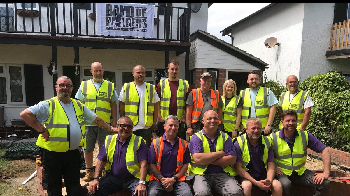 bandofbuilders's tweet image. This amazing team have done a great job at Jonnie’s Project! There are always people who can’t (or won’t) be in the photos so this is a shout out to EVERYONE involved whether you like the limelight or quietly get on with your job, TAKE A BOW! #togetherstronger