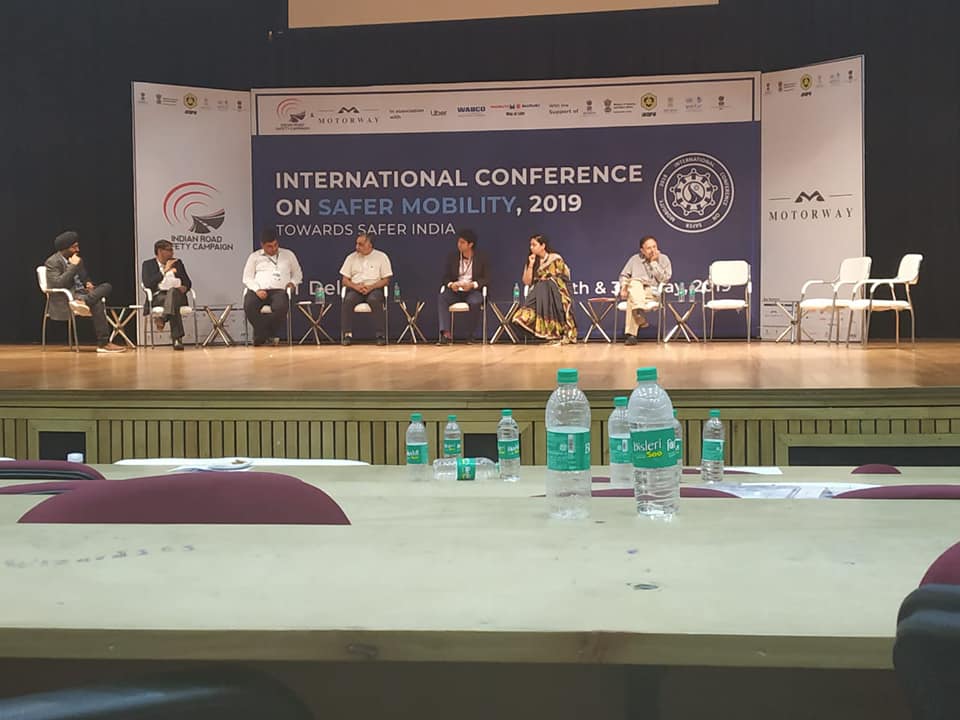 SarvodayaInfote's tweet photo. Amit Punaini and Ishu Bansal, co-founders of TruckSuvidha at international Conference on Safer Mobility, 2019 Towards Safer India.
#RoadSafety #SaferRoads #TruckDrivers #RoadSign #safetyAwareness #DriversinIndia #Ustaad https://t.co/bcTmE8ewpS