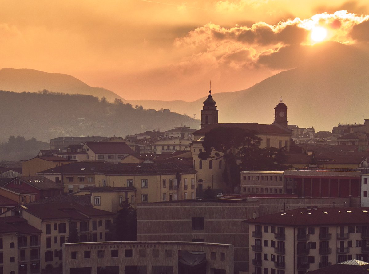 autoviacar's tweet photo. Nuove aperture #Autovia in Campania!
Da domani ci trovate a #Salerno in https://t.co/U7L8gnF5tc Garibaldi 45, #Sorrento da martedì in https://t.co/U7L8gnF5tc Italia 81 a Sant'Agnello (NA), da giovedì #Avellino in via Nazionale Torrette 24 a Mercogliano (AV).

Veniteci a trovare! https://t.co/HZnUULQhRy