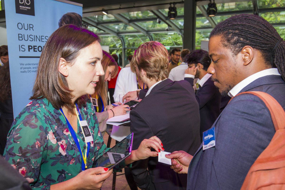 Dorecruit's tweet photo. Merci Moovijob pour l’organisation très réussie de ce salon dédié au recrutement ! Ce fut une soirée riche en échanges et partages d’expériences, avec des candidats bien préparés et motivés.
#dorecruitmentadvisors #peopledomatter #plugnwork https://t.co/tPR7CbRSba
