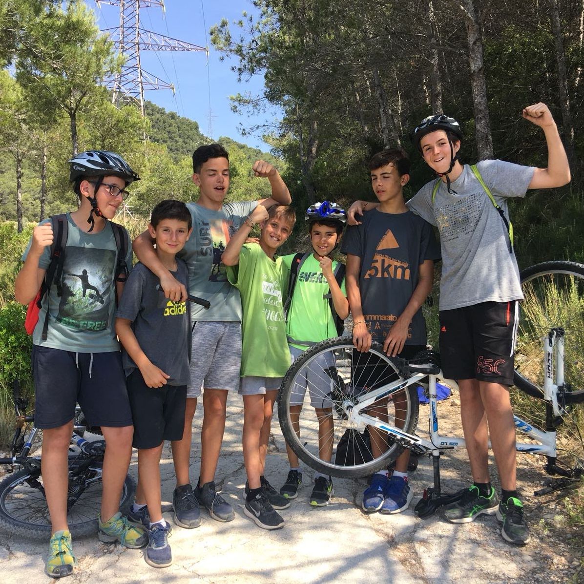 momanewschool's tweet photo. NEW!! El dia 7 de juny  a les 19’00 farem una reunió informativa per detallar la informació relativa al #MoMaSummerCamp, així que si teniu dubtes o ens voleu fer alguna consulta estarem encantades de comentar-ho amb vosaltres!

#summercamp 
#englishsummer 
#Manresa https://t.co/NyMQRnqwma