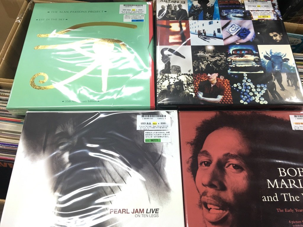 recofan_used's tweet photo. USED CD BOX SET #alanparsonsproject #PearlJam #U2 #U2来日 #BobMarley #boxsetcd #パールジャム #ボブマーリィ https://t.co/LRV60NPKEb