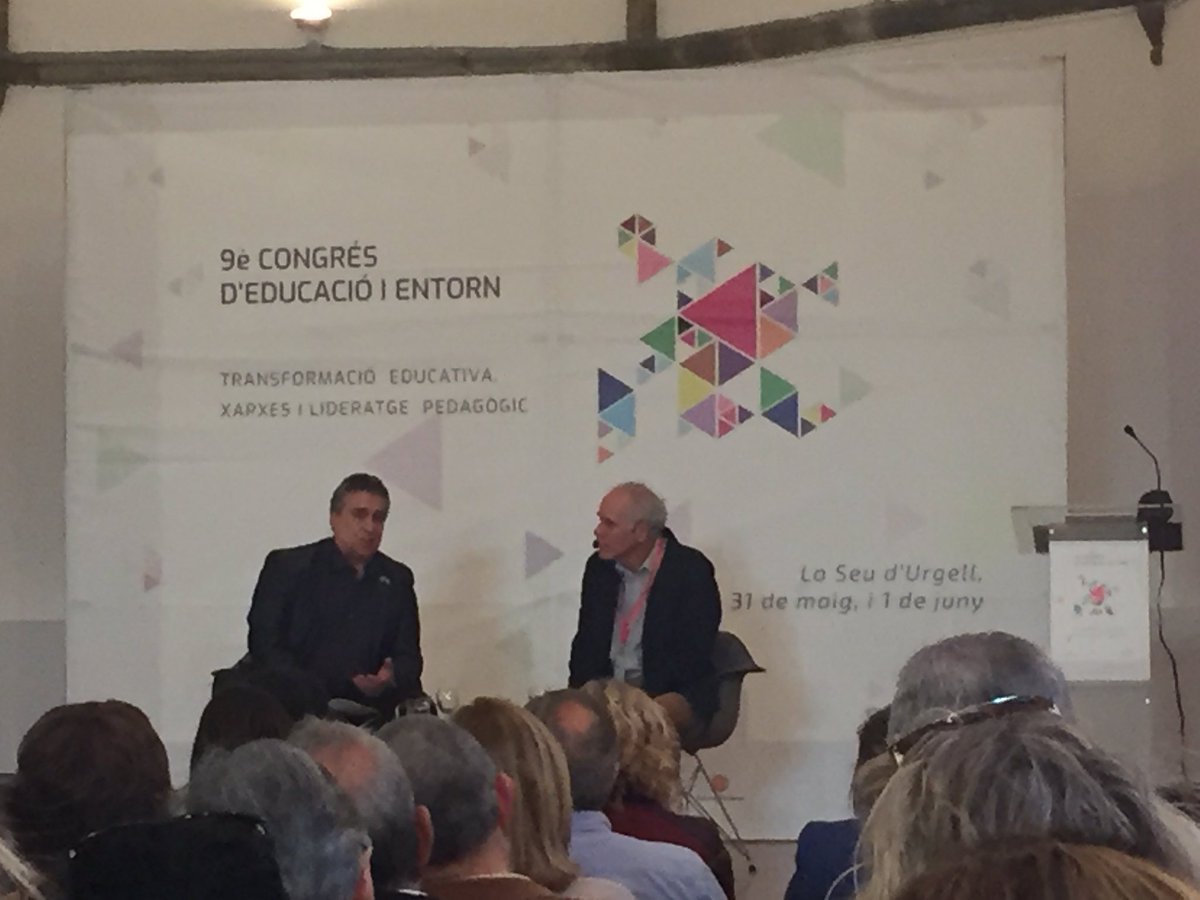 iToniGarcia's tweet image. #congreseduseu segons Tschannen-Moran les característiques de la confiança són la #benevolencia #honestedat #apertura #previsilidad #competencia José Weinstein #innovacio #cooperacio #confiança