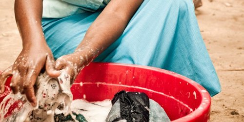wackerchemie's tweet photo. Defoaming agents are essential in #detergents for washing machines, which would overflow otherwise. Find out how our SILFOAM® SD 9019 helps them adapt perfectly to hand washing: https://t.co/gMEAuIBwQZ #foamcontrol #defoaming https://t.co/iPbAZAWQGP