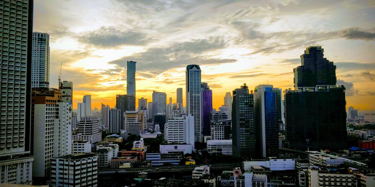 UrsBolt's tweet photo. How #DigitalAssets will change #finance – 

What are the opportunities and challenges for #security #tokens #DLT market #infrastructure?

Thanks to #LavanThasarathakumar, @mengchanshu1 and @AlexMedana
at the #FOFSummit19 in #Bangkok.

#ICO #STO #tokenization #Blockchain https://t.co/XocTv5Q8eL