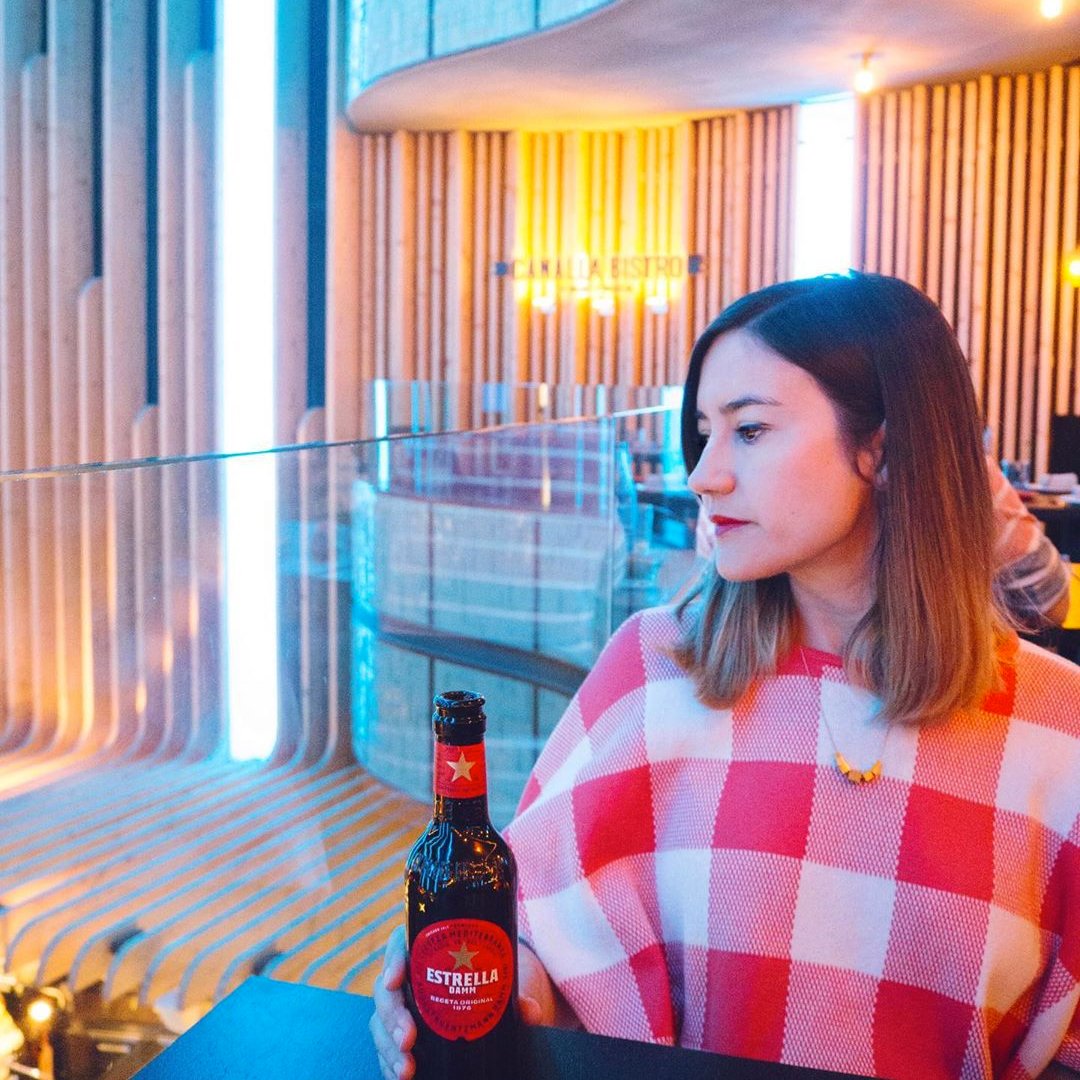 Una de repost canalla @labiciazul ☞ Comida canalla, cerveza con vistas y un señor muy entrañable bailando flamenco con su amor platónico. Todo esto y mucho más en <a href="/canallabistromd/">Canalla Bistro Madrid</a>. Gracias <a href="/estrelladamm/">Estrella Damm</a> por esta experiencia tan canalla.