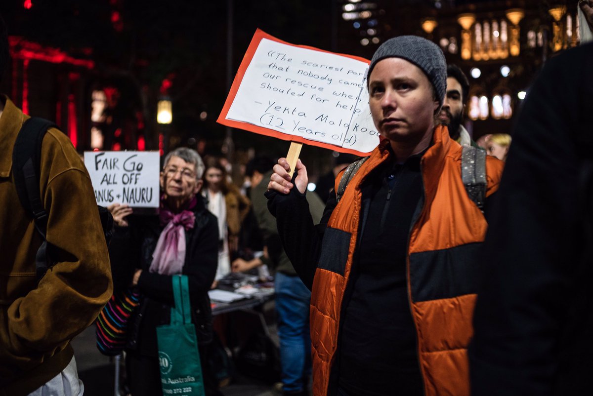 CadmanSimon's tweet photo. With a reported 26 attempted suicides or self harm on Manus Island since the election, it's time to #bringthemhere #Auspol https://t.co/lLNJhDKkyL