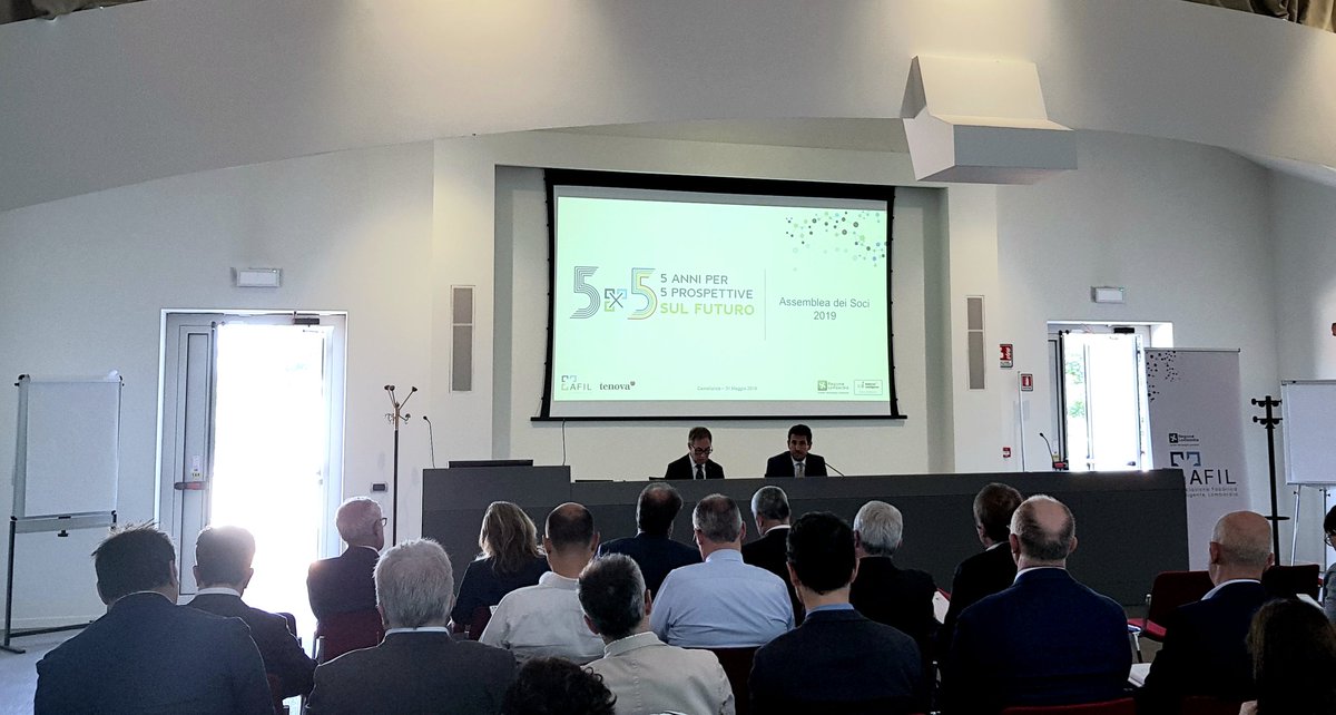 Cluster_AFIL's tweet photo. Con la relazione del presidente @Diego_Andreis si apre l'Assemblea Generale AFIL 2019👍
#AFIL5x5 @Cluster_AFIL @RegLombardia https://t.co/lXxad76R2o