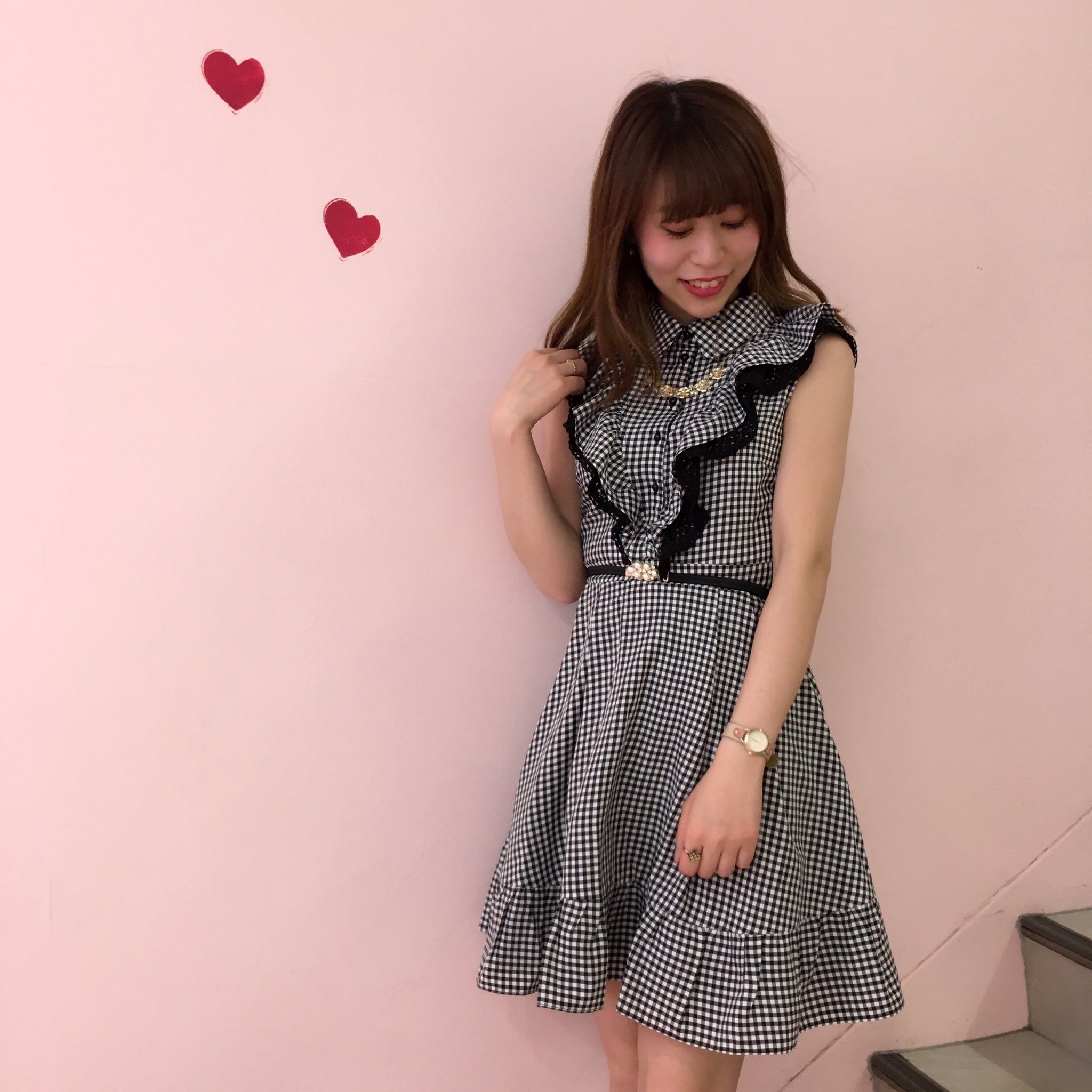 Rojita Twitterren New Arrival チェックフリルシャツワンピース ブラックチェック ピンク 7 900 Tax 大きなフリルが華やか 可愛いワンピースです 可愛いらしいギンガムチェックと 落ち着いたピンクの２色ございます Rojita ロジータ ワンピース