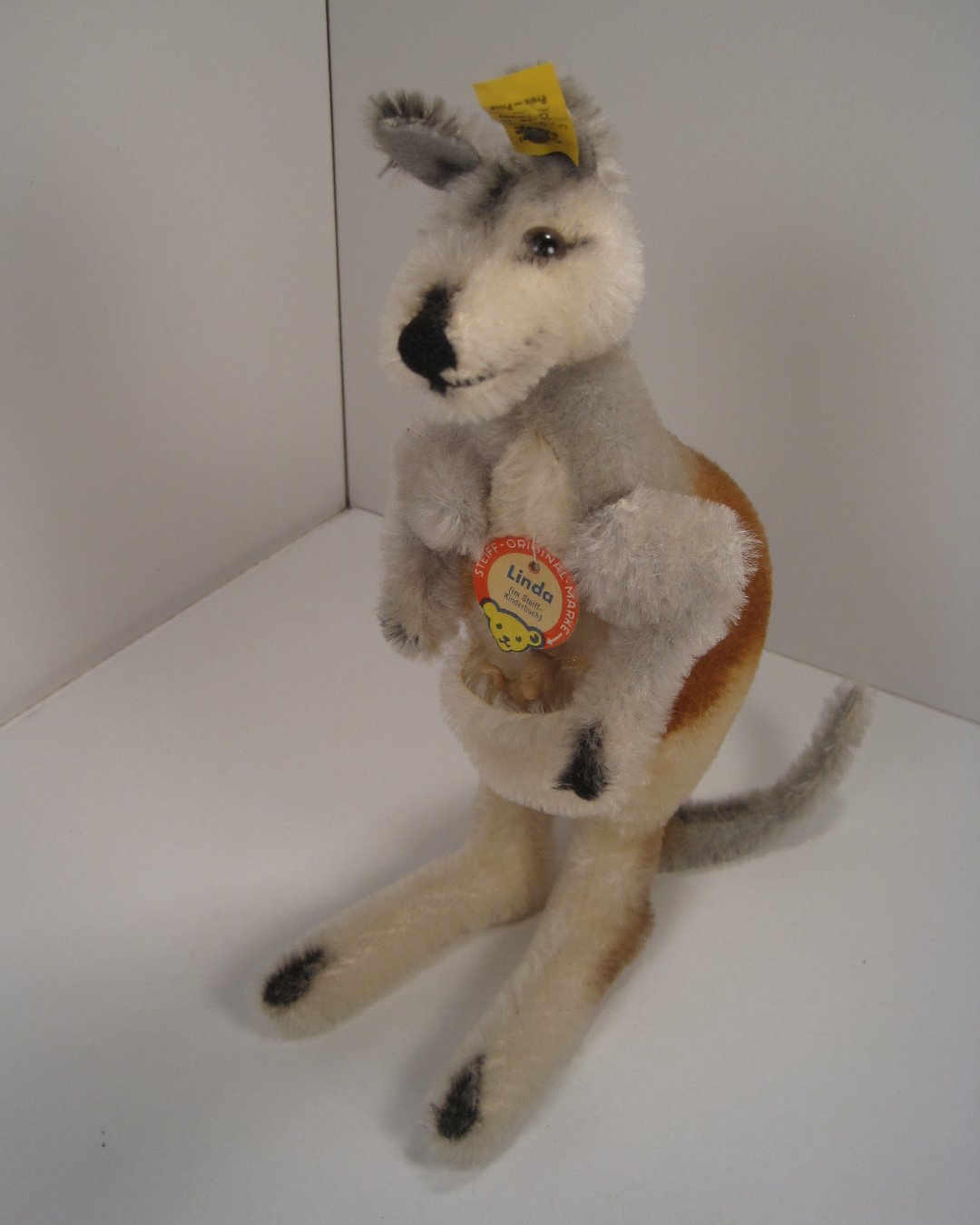 steiff kangaroo