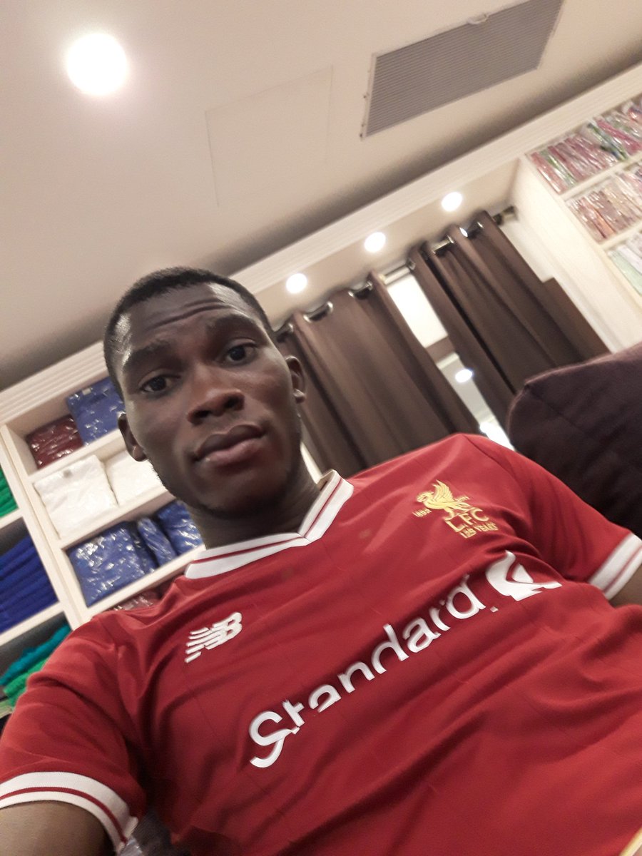 eryknyarko_LFC's tweet photo. We mean business this Saturday!!! @LFC #LETSMAKEIT6 https://t.co/vrUmWxT6QM