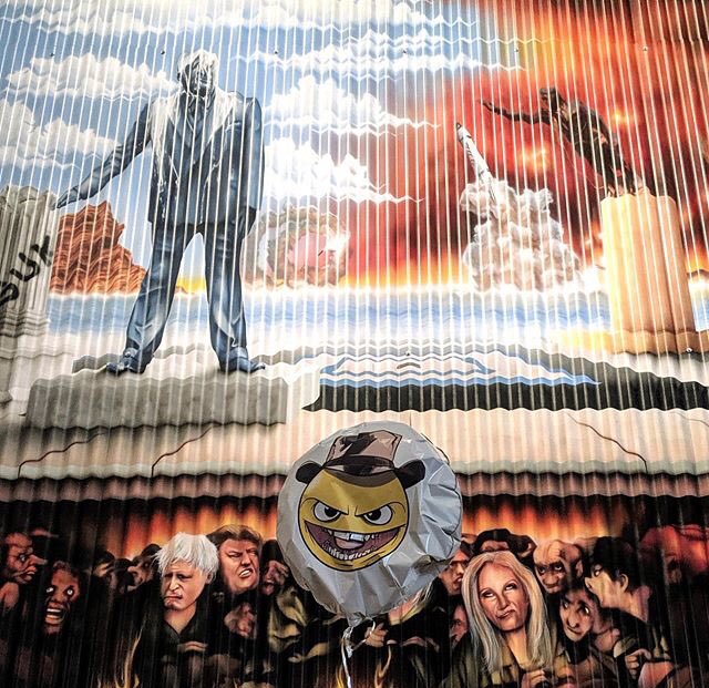 UoWFineArt's tweet photo. #staffresearch @worcester_uni @worcuninews #exhibitions #gosee 💥 @smarkgubb
‘By the last breath of the fourth winds blow...’ - the Four Horsemen have started descending @MOSTYN_Wales_ Show runs until June 30th. See it before the end of the world happens. https://t.co/gtLZrElce6