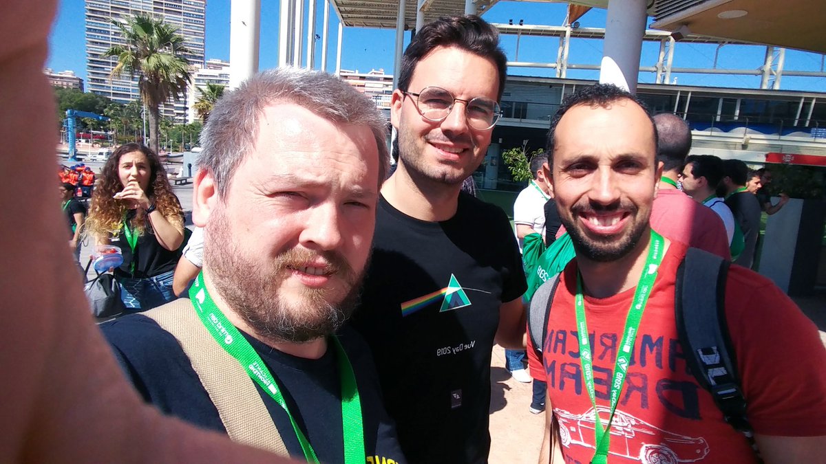 darekgusto's tweet photo. Me, @VueDay organizers and my hand ruining the photo. ;) but who is that in the background? Anybody knows? Lets try to search on the next break. #vueday2019 #tourdevue https://t.co/hOBHMfxPi9