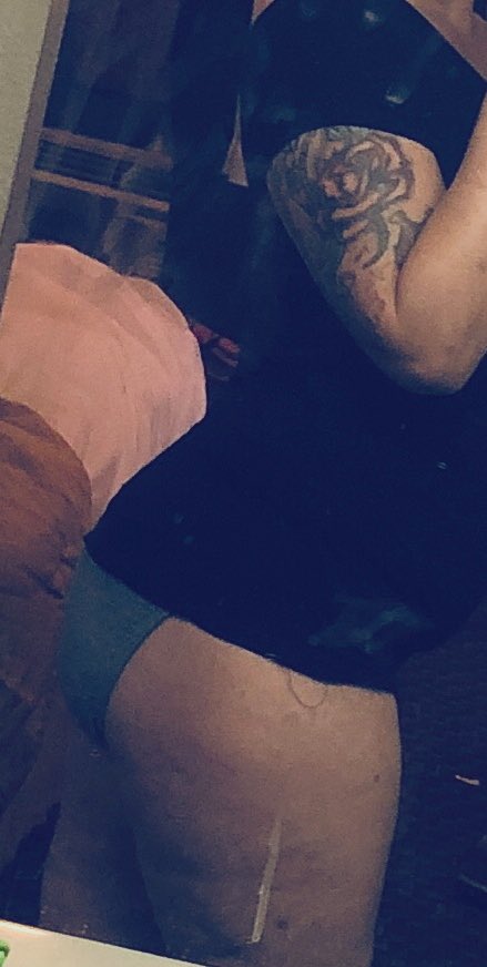 FactzSweet's tweet photo. #MzKandyLand.. #Upcoming.. #MarvelousProductions #Financialdomination #walletrape..
👄‼️👑‼️💵‼️✊🏼‼️💎‼️🤳🏽‼️ https://t.co/VqOsPqZaqJ