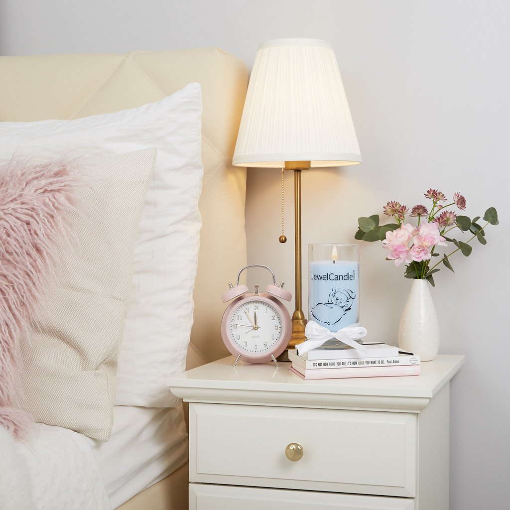 Il #weekend è alle porte! Come vi rilassate nel #finesettimana? ☺️

#coccolarsi #candelagioiello #ideedecor