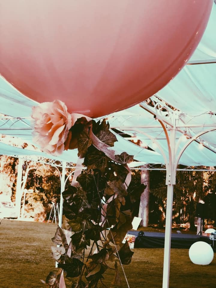 BigBalloonGroup's tweet photo. Tropical Party - Evento aziendale 🌵 <3
#party #tropical #summer #eventi #aziende #fenicotteri #estate #ballons #bigballongroup #balloondelivery #flowers #colours #palloncini #allestimento #pink #partyflowers #lavoro #lorianaliuzza 

Location: Villa Trebazia https://t.co/yIxyVdXQVD