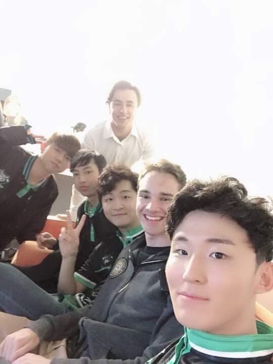 DireWolves's tweet photo. Media Day #IAMOPL 🐺

But first let me take a selfie! https://t.co/Fm3IDFvGtJ