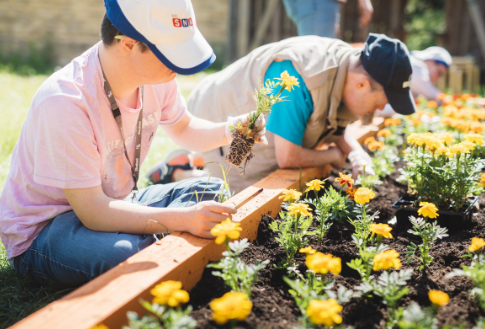 MKComFoundation's tweet photo. Saturday 1st June 11am - 3pm - you're invited to celebrate  the design and build of the sensory, accessible Open Garden @mkartscentre. Come and see the brilliant work of  @mksnap &amp; artist/gardener Katie Ellen Fields. Its Free and everyone is welcome. https://t.co/KOuf9B4U2h