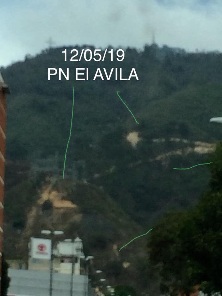 sunepinparques2's tweet image. Destruyen El pulmón d #Caracas Por 2flancos PODER DESTRUCTOR d Ventel a través d Alfamaq  1- #Galipan donde atropellan a sus pobladores y talan árboles 2-En Loma del Muerto cerca del #Cortafuego #LomaDelViento Teleférico d Carga con carretera ilegal #PNAvilaSOS @ChuoTorrealba
