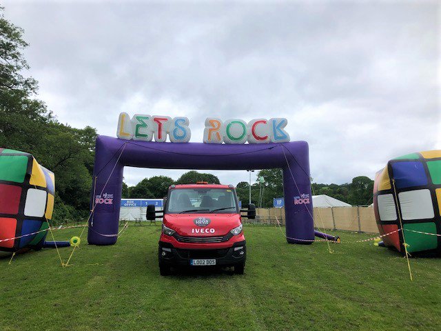 Busy day for the #LOOCREW in #Wales today, setting up for this weekend's <a href="/letsrockwales/">Let's Rock Wales</a>! 🤘

#eventprofs #festival #outdoorevent #retro #friyay #FridayFeeling