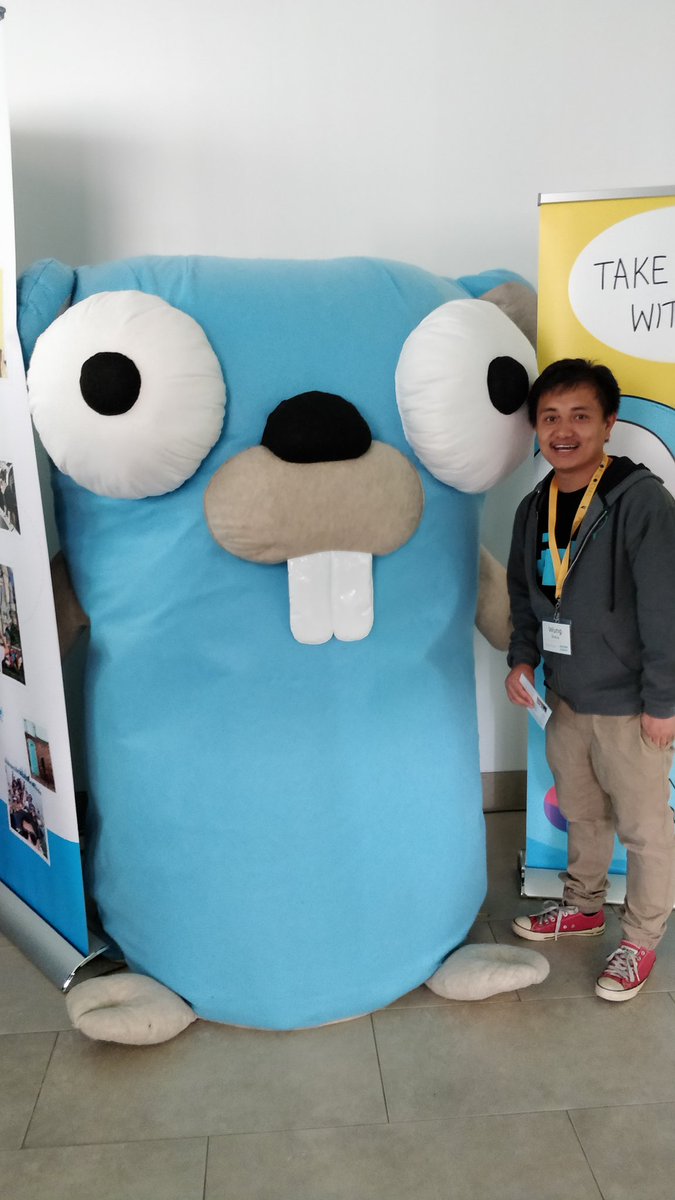 wung_s's tweet photo. Lifesize gopher at #GoConCanada
Team @RoseRocketApp https://t.co/t2gBrebKvF