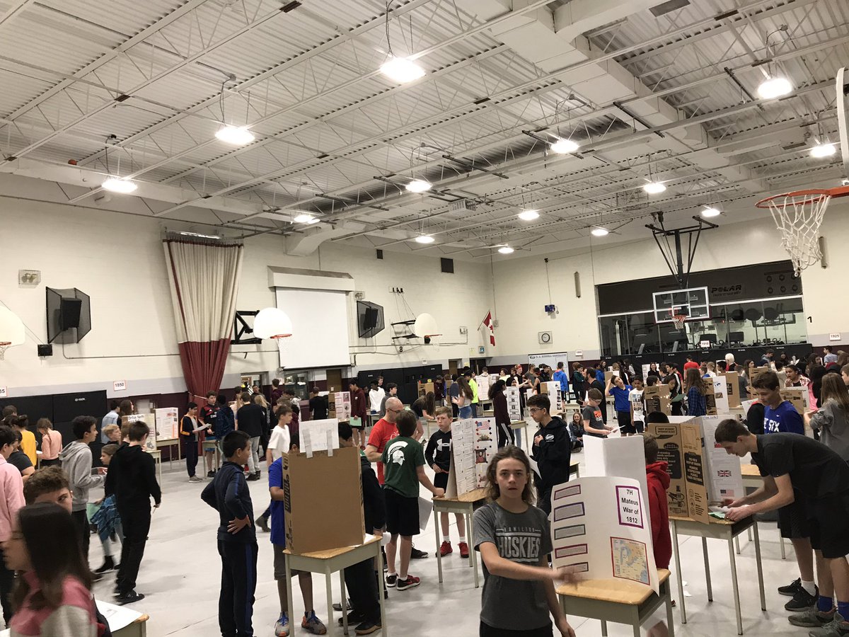 BoyterDee's tweet photo. Canadian History Showcase @Riddell_HWDSB today! Over 200 students, 125 projects, 13 teachers.... Amazing presentations and engagement. #historycanbefun Thanks @wearesimplyhush @adamocarpino https://t.co/acvXp3q3RP