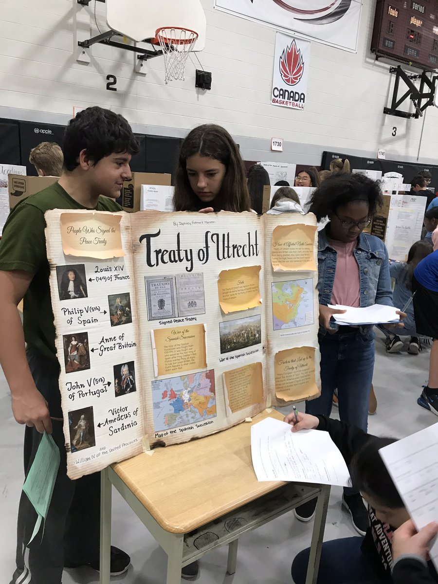 BoyterDee's tweet photo. Canadian History Showcase @Riddell_HWDSB today! Over 200 students, 125 projects, 13 teachers.... Amazing presentations and engagement. #historycanbefun Thanks @wearesimplyhush @adamocarpino https://t.co/acvXp3q3RP