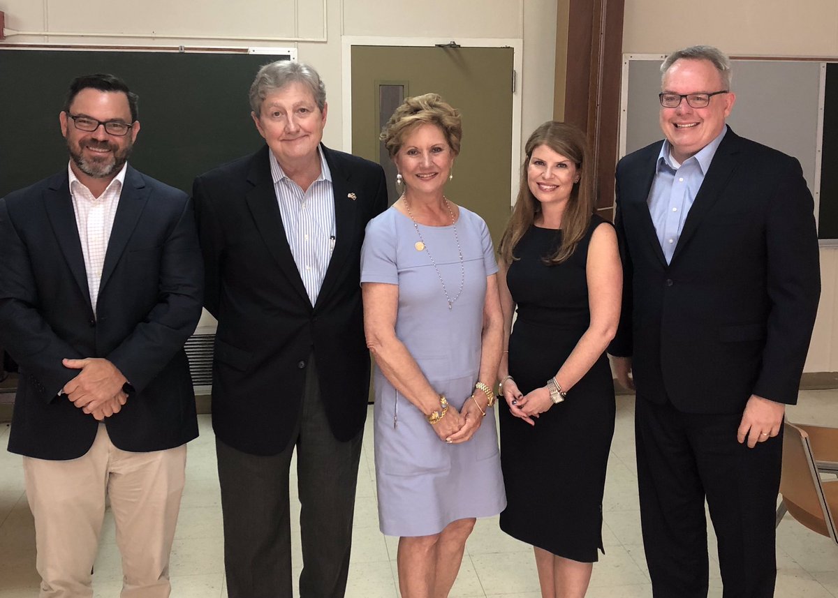STPGOV's tweet photo. Parish President Pat Brister had the honor to host The White House’s National Drug Policy Director James Carroll and Sen. John Kennedy yesterday to discuss the opioid epidemic, and how Parish President Brister‘s Safe Haven Behavioral Healthcare Campus will help in that fight! https://t.co/uwjcHArrHc