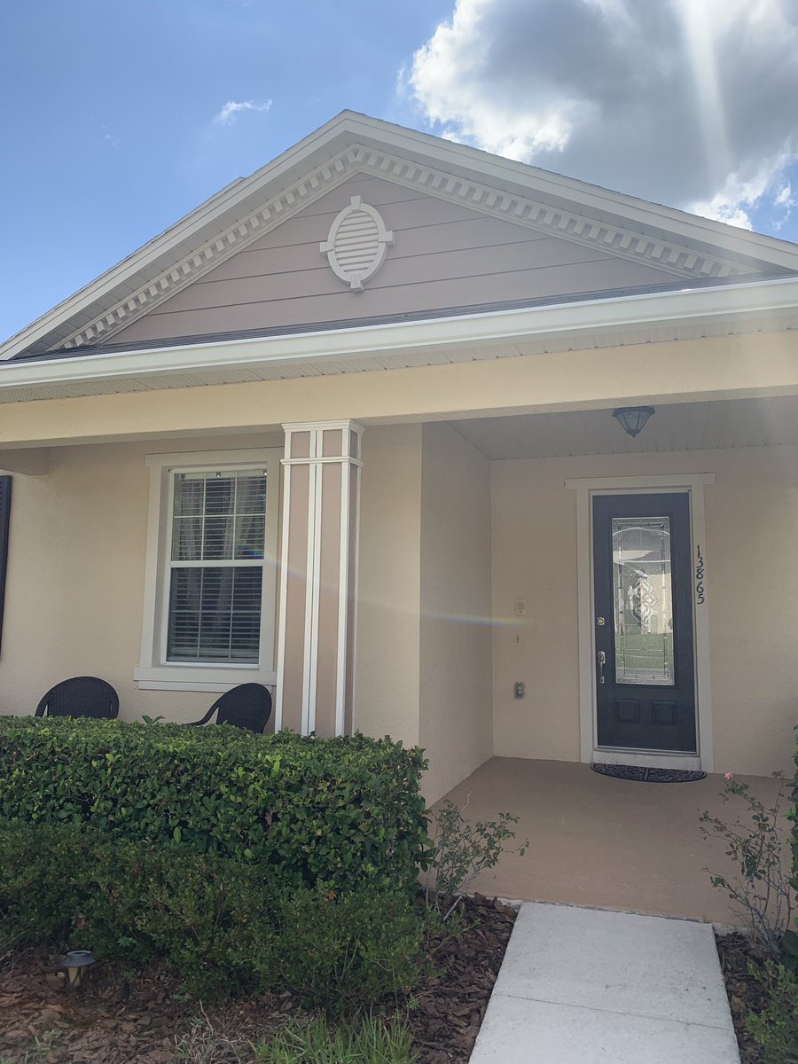 TeamWeaverRE's tweet photo. Gorgeous day to get some pics of the new listing! 3/2 coming soon in Avalon Park, near Timber Creek HS. Contact Jay or Christina ASAP for details! #TeamWeaver #C21AC https://t.co/knIPHpcWVf