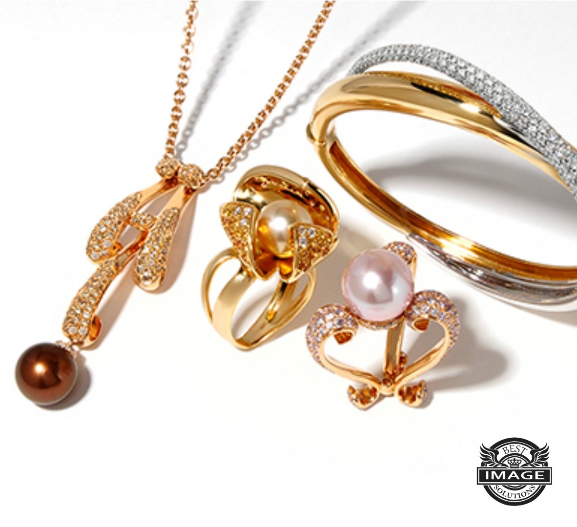 "Jewelry is like the perfect spice - it always compliments what's already there.” -  Diane Von Furstenberg

#productphotography #photography #photooftheday #product #studiophotography #foodphotography #photographer #commercialphotography #productdesign #photoshoot