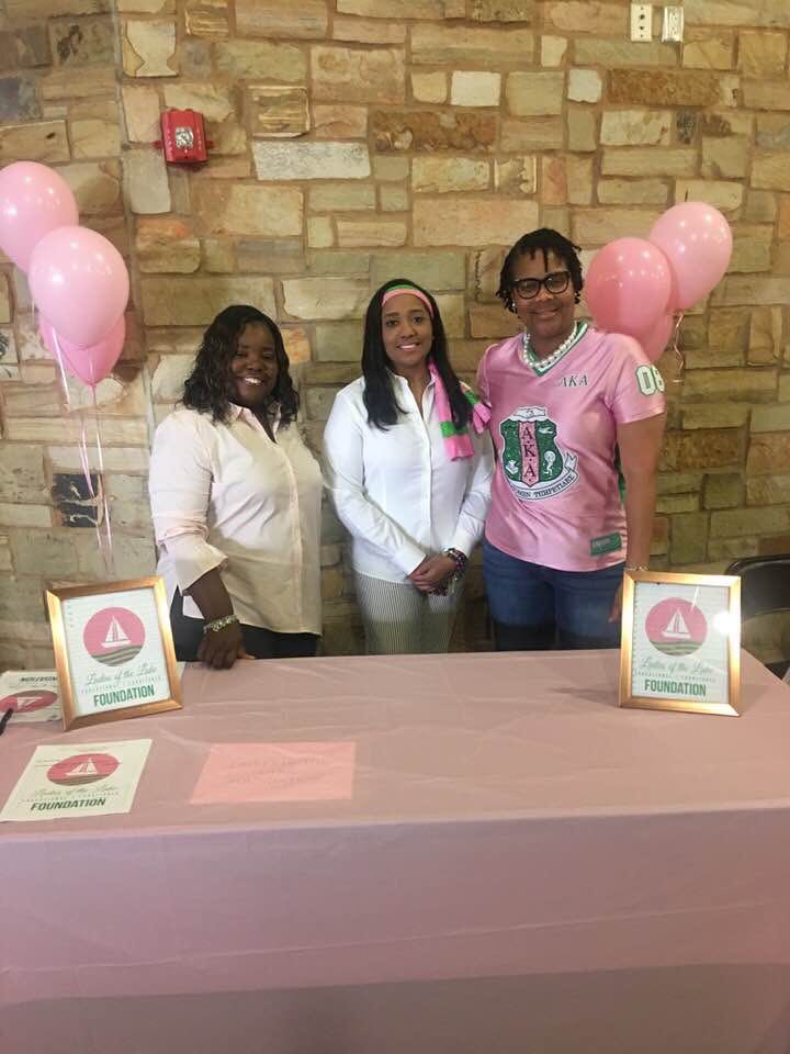 TauZetaOmegaAKA's tweet photo. Thank u to everyone who came out &amp; supported the LOLECF @ the Skeeters Game &amp; thank u to Speed Networking with a TWIST! for highlighting the LOLECF as their May nonprofit.💕💚💕#LOLECF #AKA1908 #SensationalSouthCentral #ΤΖΩ #SkeetersBaseball #Baseball #SpeedNetworkingwithaTWIST! https://t.co/UdzPBKh5Uc