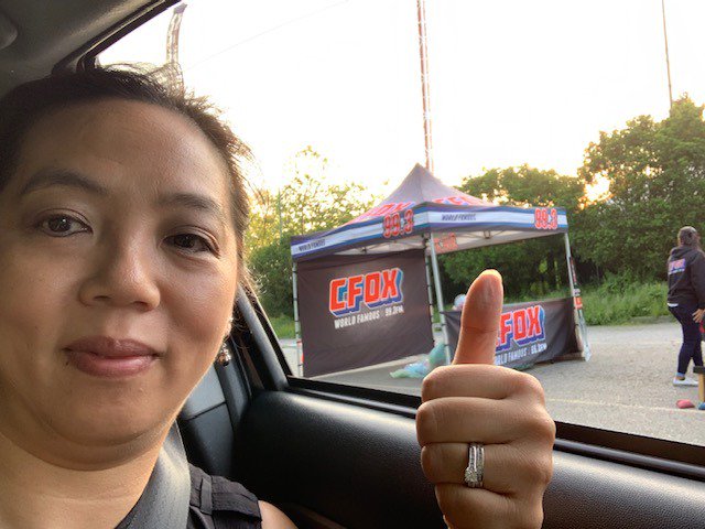 Canucksfan88's tweet photo. OMFG  @House_of_Q you OUTDID yourself with your Chicken &amp; Waffles I wish I got more than just one! already at work so can't drive back. Plus I cannot believe there's a truck filled with cotton candy??  #SUGARHIGHBY9AM #CFOXGrills2019 #whereISauced #houseofQ @CFOXvan https://t.co/JsUNaeAJ15