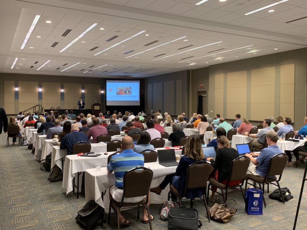modllaw's tweet photo. Absolutely packed house for Dean Strang’s presentation “A Case Study from Making a Murderer - Ethical Issues Under Pressure”. https://t.co/ty6rFw1xTy
