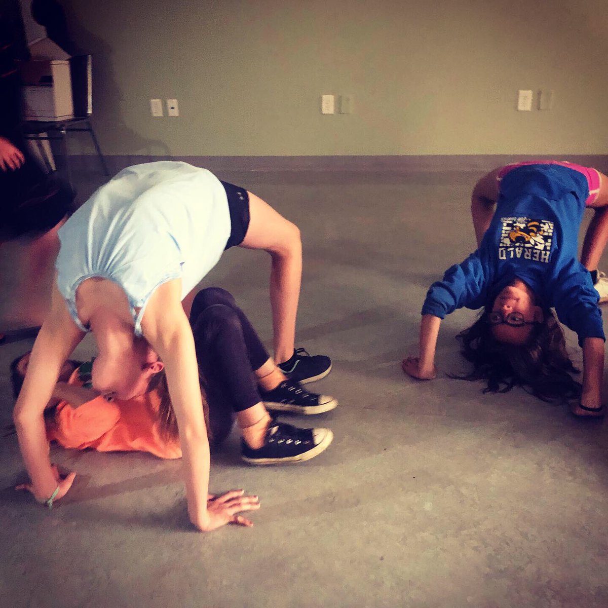 HeraldSchoolMH's tweet photo. Student Convention requires a little flexible thinking today! See poster for changes. Thanks to all of our staff and community partners for their #hardwork! #whereallthepiecesfit #medhat @mhpublicschools #smokefree https://t.co/0ytnpsGbjY