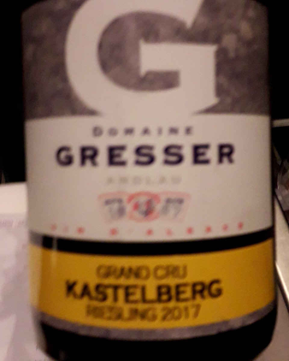 Malditovino's tweet photo. Kastelberg. El mineralizado riesling Grand Cru de Alsacia. #Gresser #RieslingMonAmour #Enosicoticos #Alsacia #winerylovers #TakeAWalkInTheWineSide #PreVerano #Keepontrucking #trucking https://t.co/MgeMO0xAsT