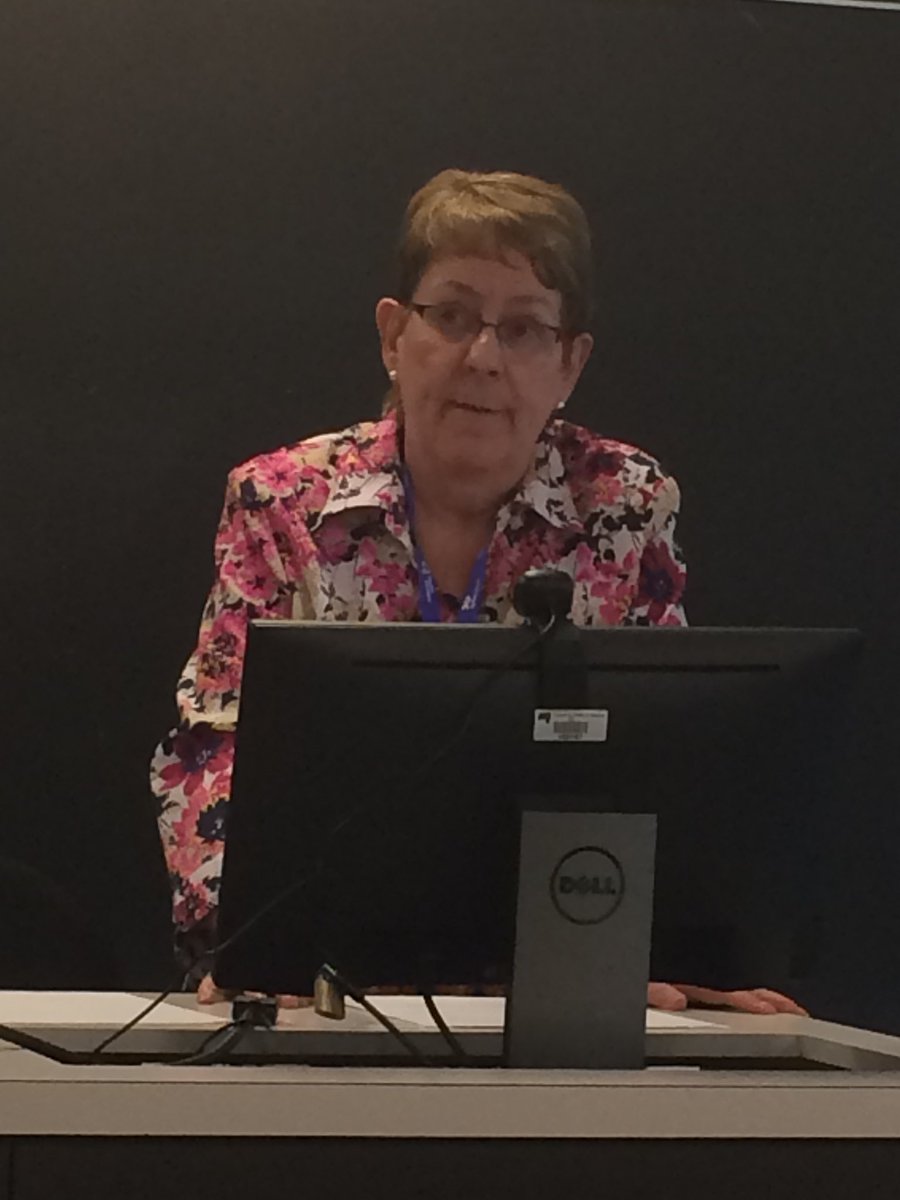 Eric_Forgues's tweet photo. Diane Côte de la @fcfacanada nous parle de l’importance de la recherche et des données pour les acteurs communautaires #acfasC6 #frcan https://t.co/J3mc0yPWeA