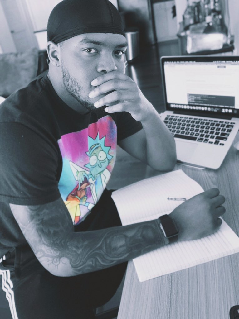 mistrbennett's tweet image. Happy Friday ! Grinding out Metasploit Labs today 😏💪🏽 #RoadtoOSCP #HustlenHack