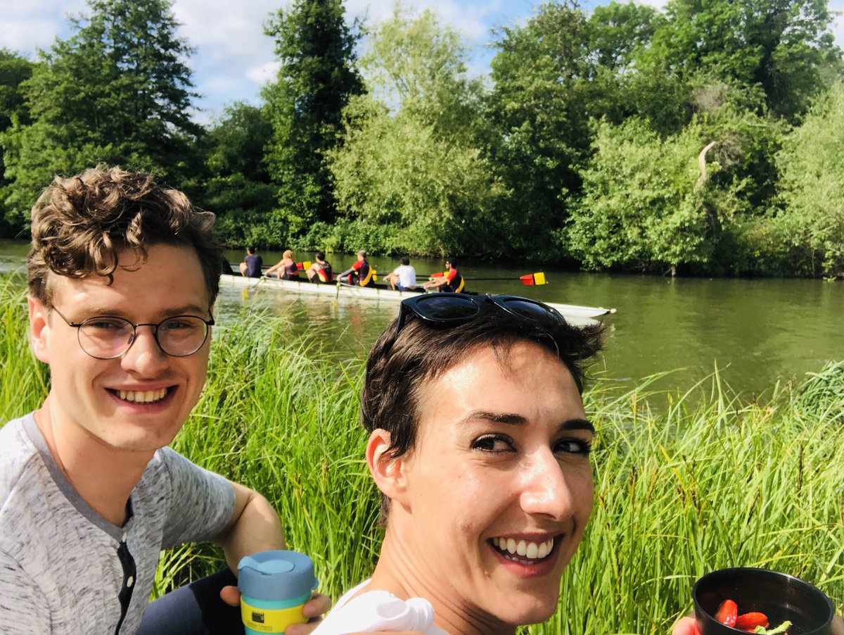 HastyWeeTweet's tweet photo. @StAntonysBC warming up and cooling off at the gut corner. #smashy #splashy #eights19 https://t.co/n3QAFoaJ2A
