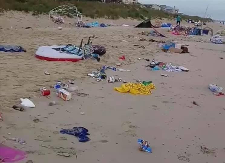 WAVY_News's tweet image. A new petition on Change.org is looking to get #Floatopia banned in #VirginiaBeach. bit.ly/2YZZ3e8