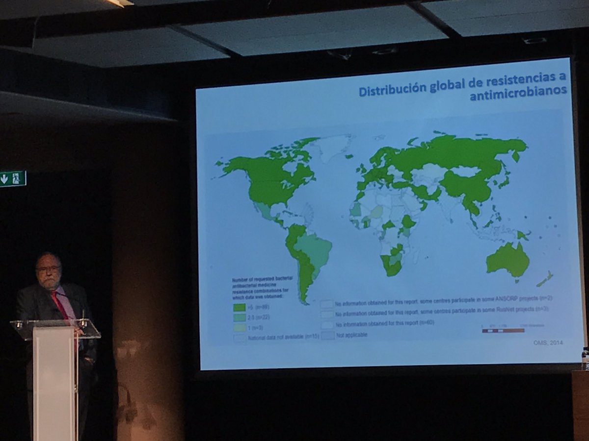 3tres3com's tweet photo. Ignacio Badiola Sáiz, Director del Subprograma de Enfermedades Endémicas del @CReSA_r analiza la distribución global de #resistencias a #antibióticos y el uso global de #antimicrobianos en la jornada técnica de #Adiprem en @LaPedrera_BCN https://t.co/cathqRxUkU