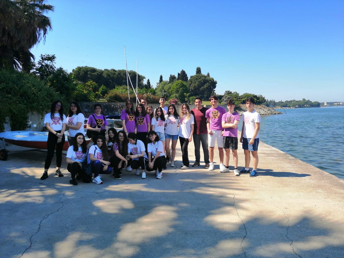 UOKurtkoy's tweet photo. Ortaokul ve Lise öğrencilerimiz ile birlikte Tuzla yelken ve su sporları kulübünü ziyaret ettik. Keyifli bir gün geçirdik. Misafirperverlikleri için Tuzla yelken ve su sporları kulübüne teşekkür ediyoruz. 🏄🚣‍♀ https://t.co/hztsnQTaxb