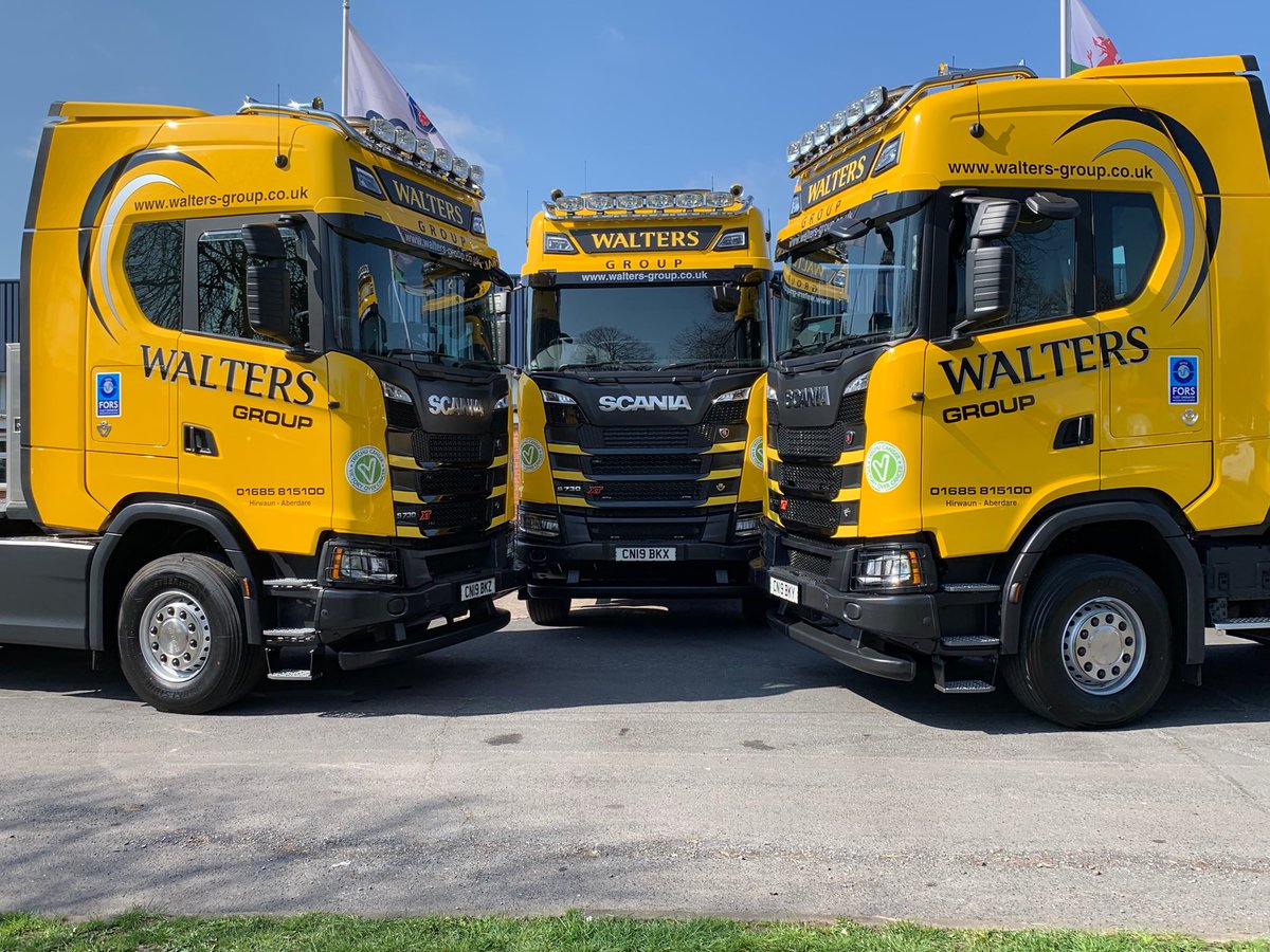 TheWaltersGroup's tweet photo. second of three new trailers delivered this week โฆ#nooteboomโฉ #fullfleet https://t.co/6b8ud18Tqz