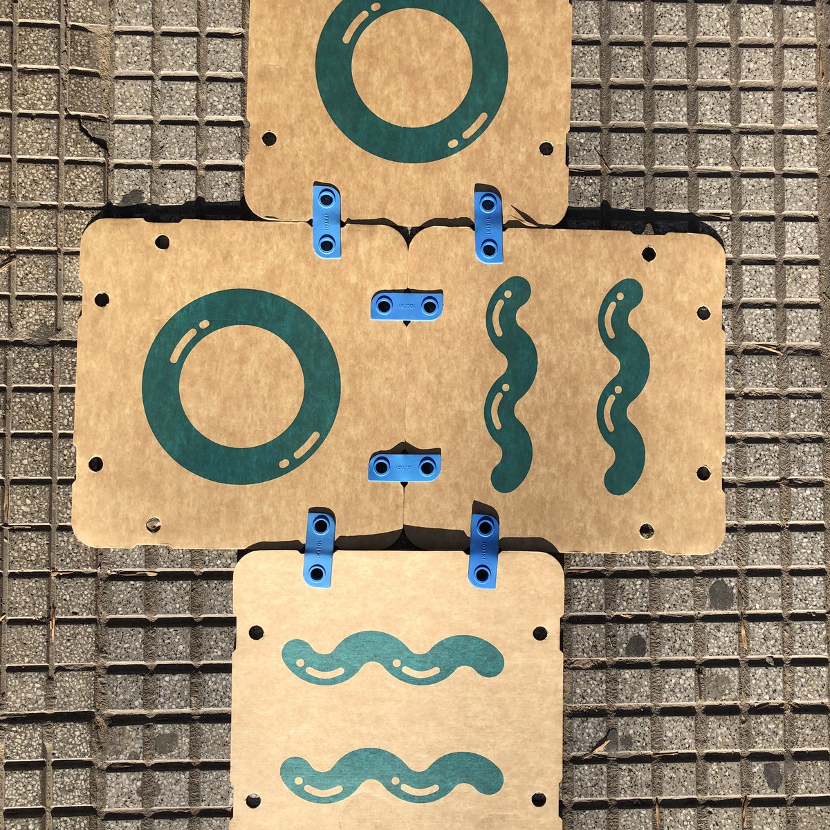 Mañana #sábado los esperamos  desde las 14.30 con #FILBITA en el encuentro literario Gustavo Roldán en el <a href="/ECuNHi/">ECuNHi</a> ☀️☀️☀️(la rayuelita preciosa es de <a href="/ikitoi/">ikitoi</a>).