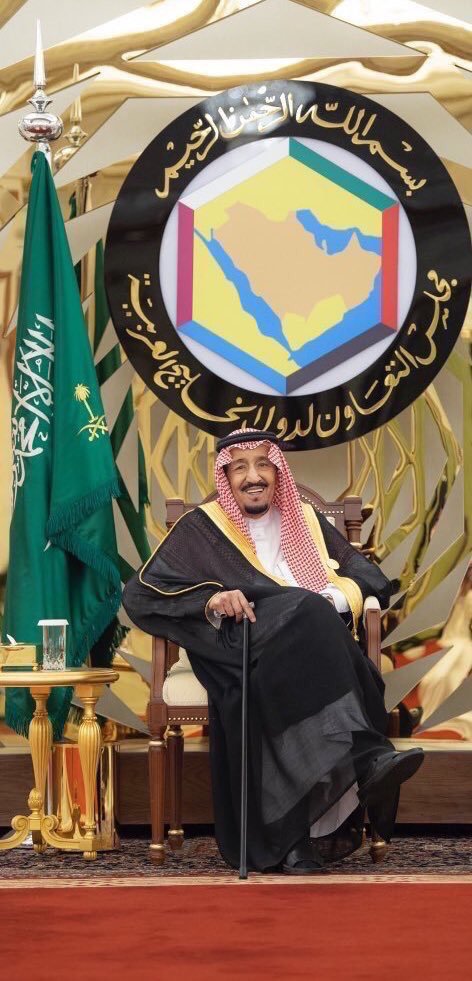 ZiadAlyousef's tweet photo. الله يديم هالابتسامة والعزة على وجهك يا ق��ئد العرب والمسلمين

جمعت اخوانك بأطهر مكان وزمان لتوحيد الكلمة ضد قوى الظلام والتخريب ولتقول أمن أرض الحرمين خط أحمر

(رَبِّ اجْعَلْ هَٰذَا بَلَدًا آمِنًا) دعاء سيدنا إبراهيم سينتصر على مكائد عمائم طهران

#القمة_الخليجية_العربية
#قمم_مكة https://t.co/REdNSyI2Tx