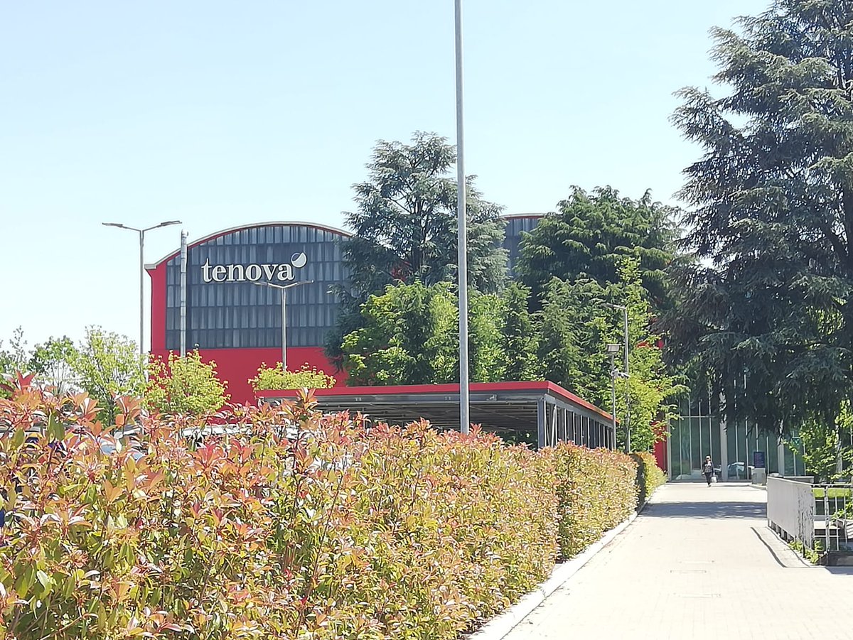 Cluster_AFIL's tweet photo. Qualche minuto di pausa in attesa dell'evento pubblico "5anni per 5percorsi verso il futuro"
#AFIL5x5
@RegLombardia
@tenovagroup https://t.co/ak7HFDiIOK