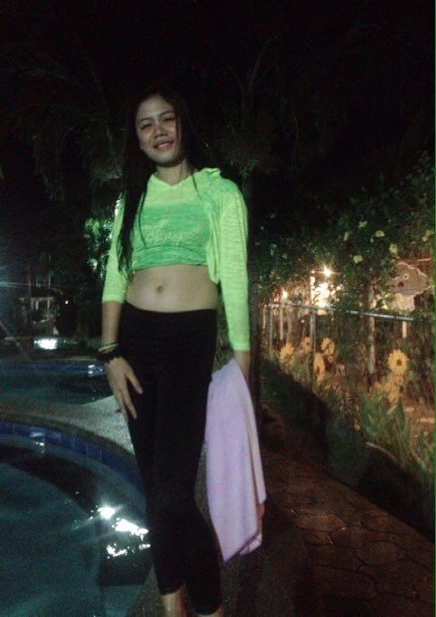 Khaleesi241's tweet photo. Nyt swimming https://t.co/ZPoxavkxGV